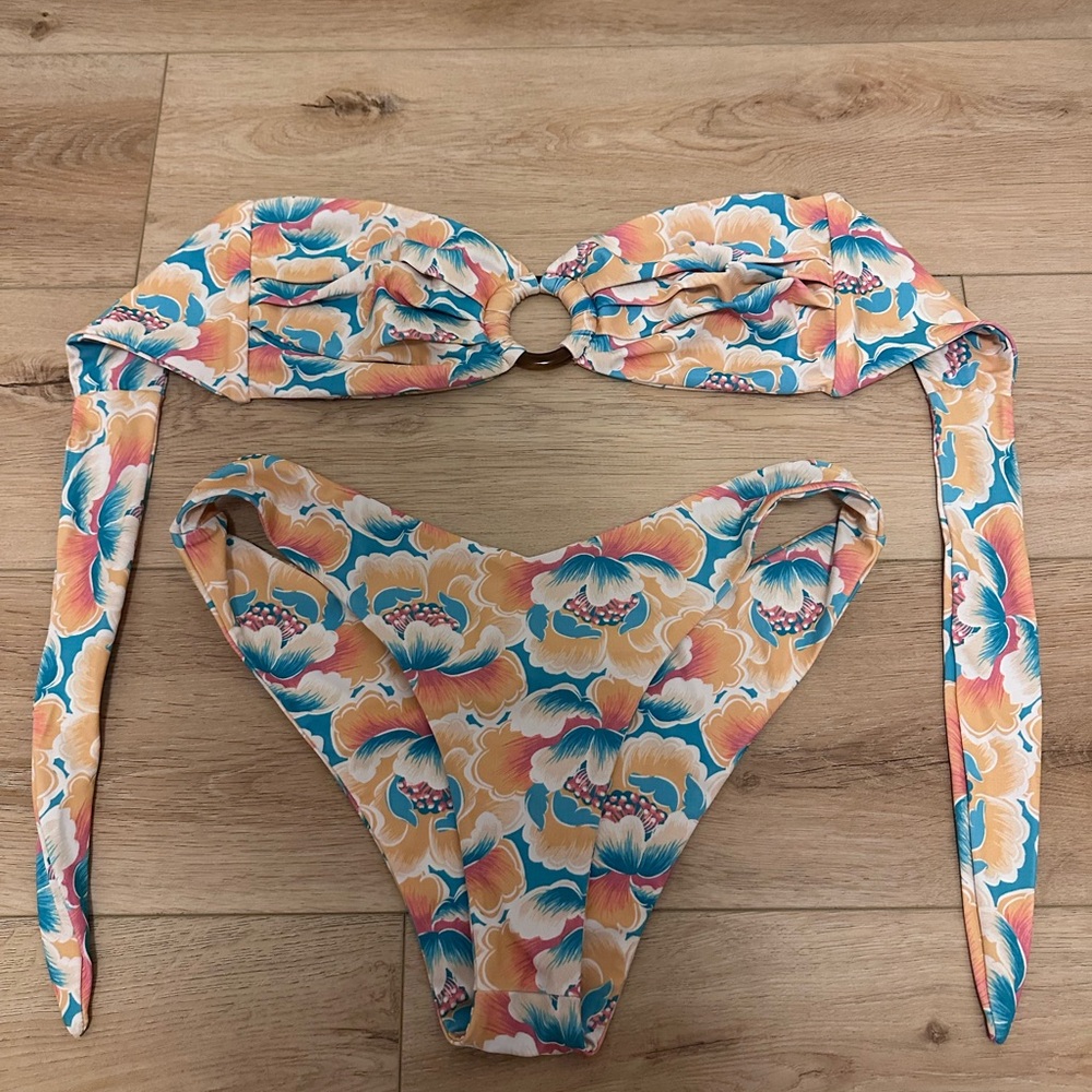Kulani Kinis Tropical Floral Bikini